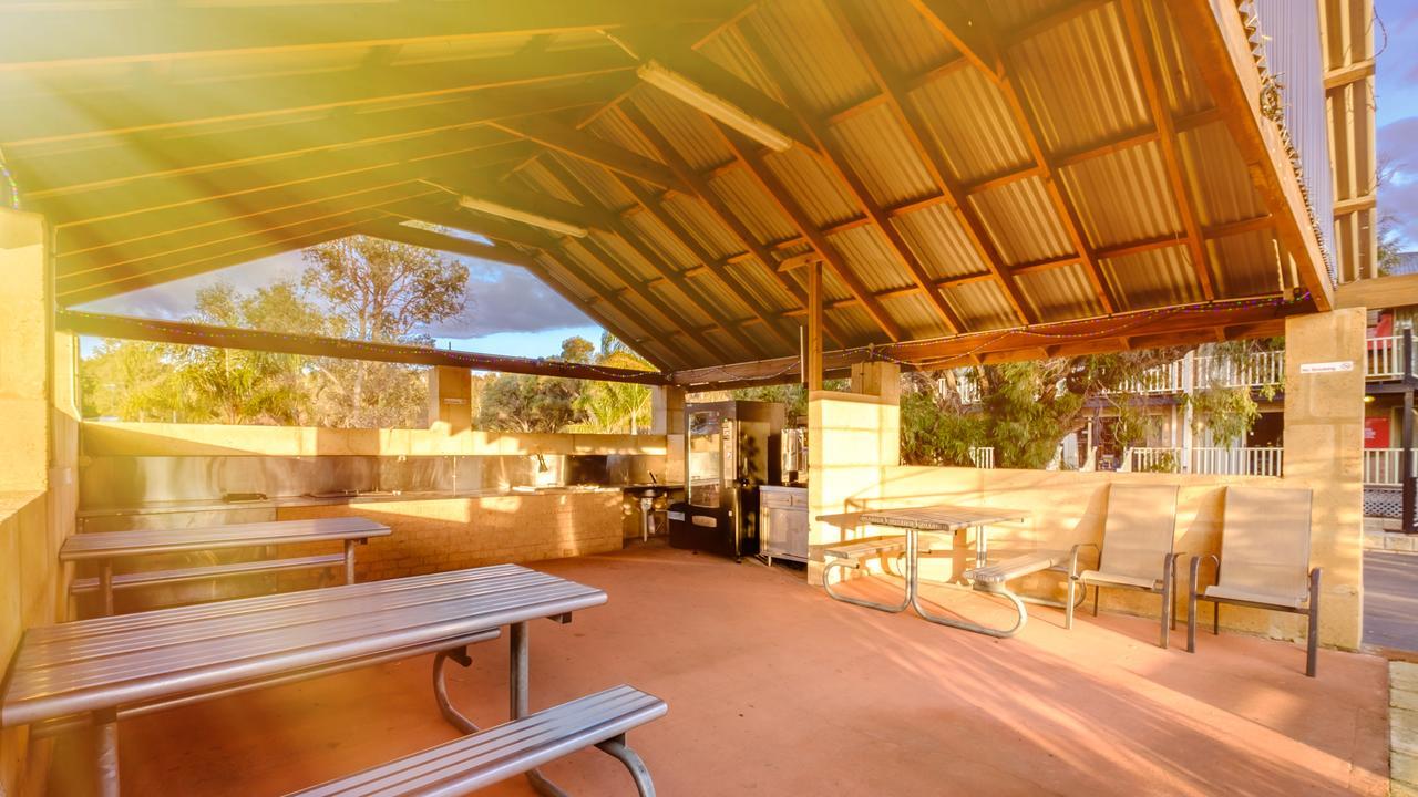 Hotel Australind Tourist Park Exterior foto